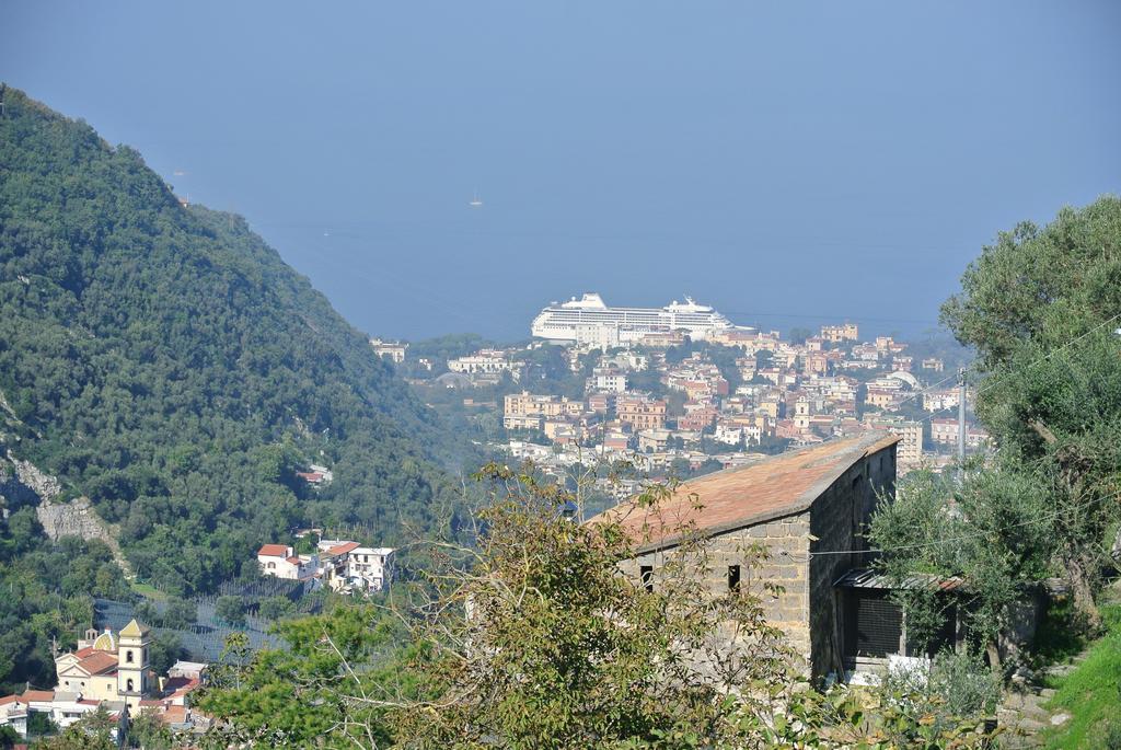 Casa Vacanze Villa San Francesco Sant'Angelo (Isola d'Ischia) Exterior foto